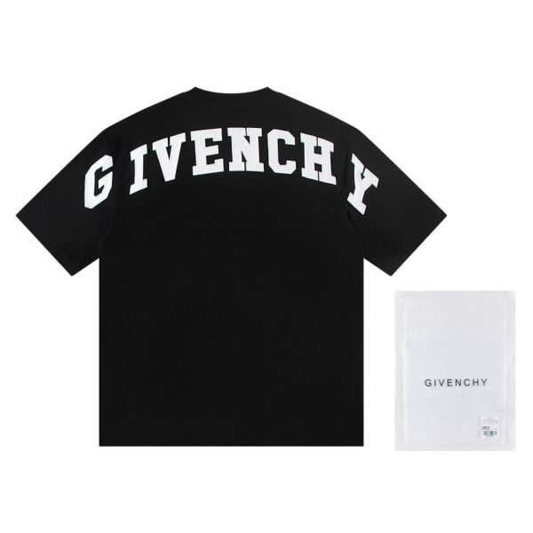 2-265.jpg GVNCHY T-Shirt