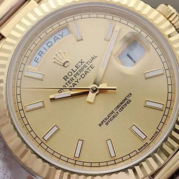 2-322.jpg RLX Day-Date gold