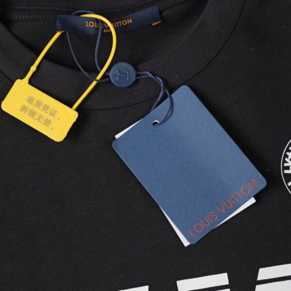 LV T-shirt Black
