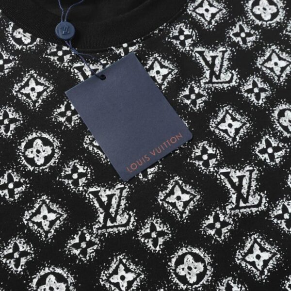 LV T-shirt