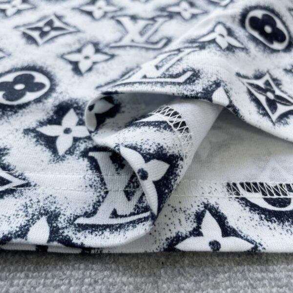 LV T-shirt Monogram White Deep Black