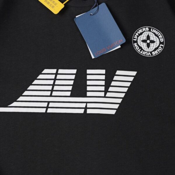 LV T-shirt Black
