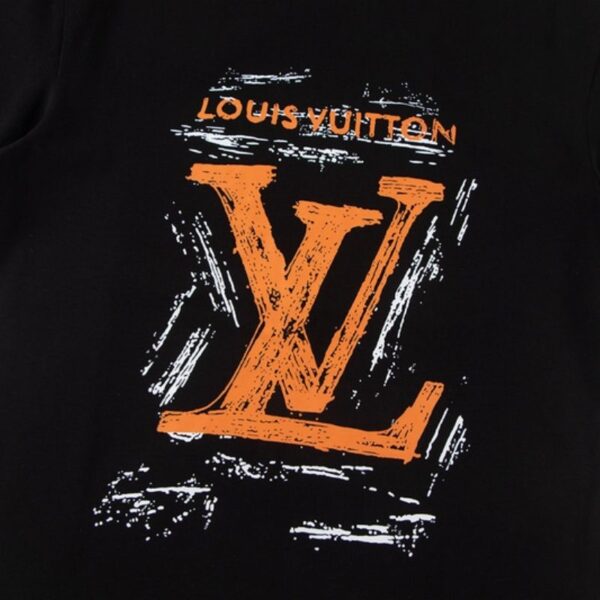6-153.jpg LV T-shirt