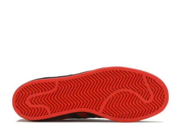 adidas-superstar-marvel-playstation-spiderman-miles-morales-3.webp ADIDAS SUPERSTAR MARVEL PLAYSTATION ‘SPIDERMAN MILES MORALES’