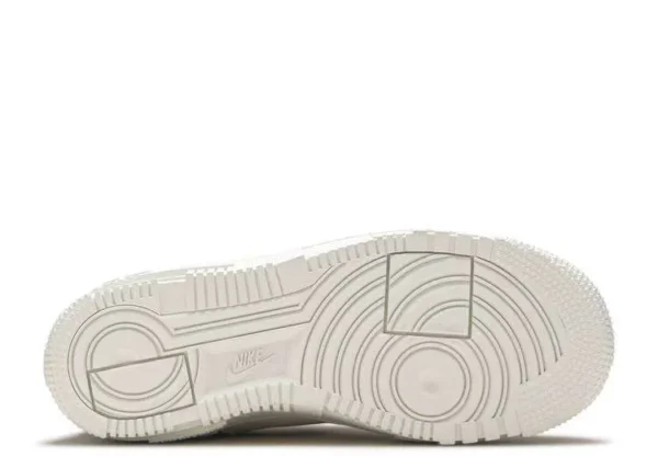 air-force-1-pixel-sail-snake-3.webp AIR FORCE 1 PIXEL ‘SAIL SNAKE’