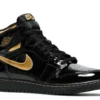 air-jordan-1-high-black-metallic-gold-1.webp AIR JORDAN 1 HIGH ‘BLACK METALLIC GOLD’