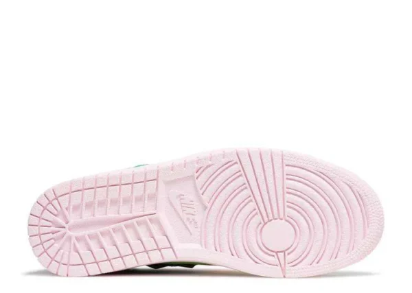 air-jordan-1-high-colores-y-vibras-3.webp AIR JORDAN 1 HIGH ‘COLORES Y VIBRAS’