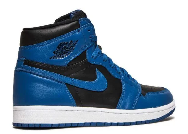 air-jordan-1-high-dark-marina-blue-2.webp AIR JORDAN 1 HIGH ‘DARK MARINA BLUE’