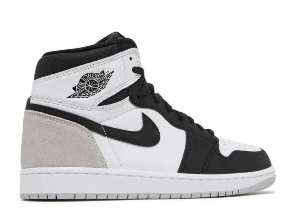 AIR JORDAN 1 HIGH ‘STAGE HAZE’