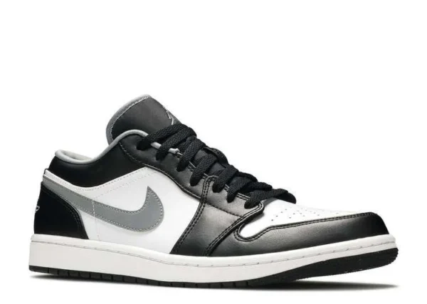 air-jordan-1-low-black-medium-grey-3.webp AIR JORDAN 1 LOW ‘BLACK MEDIUM GREY’