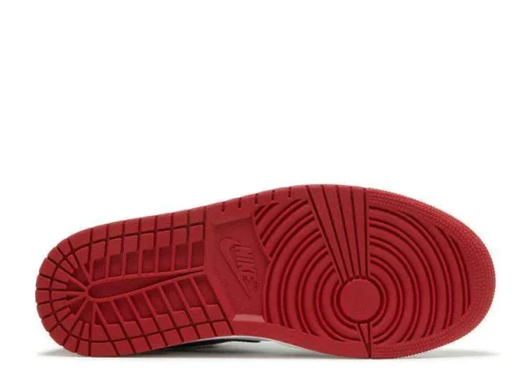 air-jordan-1-low-bred-toe-3.webp AIR JORDAN 1 LOW ‘BRED TOE’