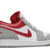air-jordan-1-low-light-smoke-grey-gym-red-2.webp AIR JORDAN 1 LOW ‘LIGHT SMOKE GREY GYM RED’