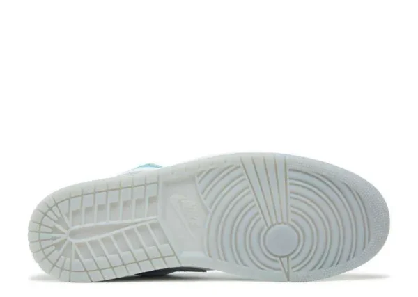 air-jordan-1-low-new-emerald-4.webp AIR JORDAN 1 LOW ‘NEW EMERALD’