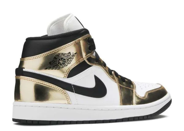 air-jordan-1-mid-metallic-gold-2.webp AIR JORDAN 1 MID ‘METALLIC GOLD’