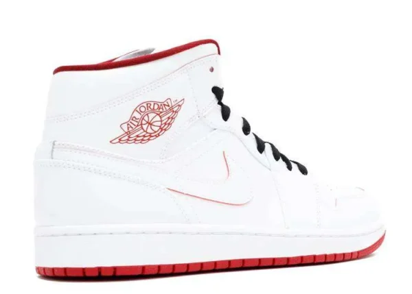 air-jordan-1-mid-white-black-gym-red-2.webp AIR JORDAN 1 MID ‘WHITE BLACK GYM RED’