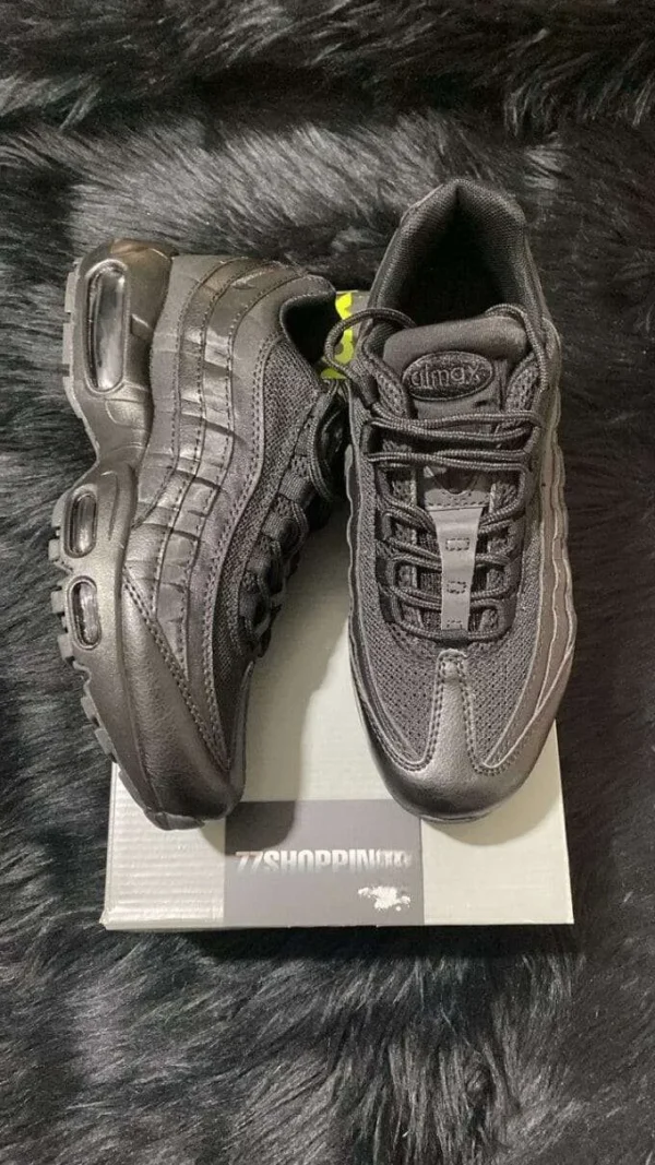 air-max-95-7.webp AIR MAX 95