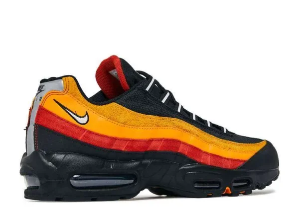 air-max-95-black-kumquat-1.webp AIR MAX 95 ‘BLACK KUMQUAT’