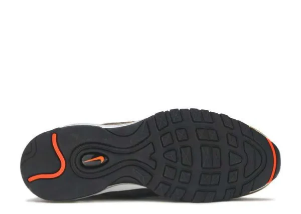 air-max-97-undefeated-militia-green-3.webp AIR MAX 97 UNDEFEATED ‘MILITIA GREEN’