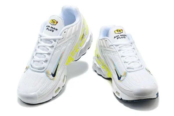 air-max-plus-tn-3-3-swoosh-volt-1.webp AIR MAX PLUS TN 3 ‘3 SWOOSH VOLT’