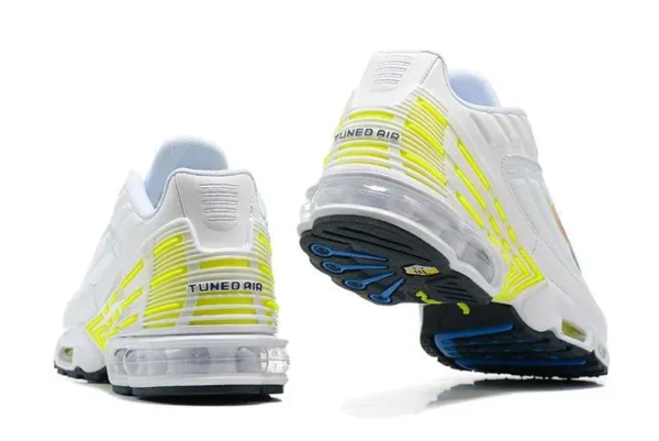 air-max-plus-tn-3-3-swoosh-volt-2.webp AIR MAX PLUS TN 3 ‘3 SWOOSH VOLT’