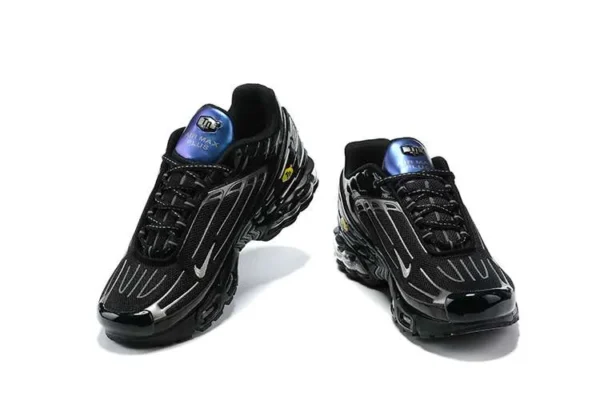 air-max-plus-tn-3-black-metallic-silver-5.webp AIR MAX PLUS TN 3 ‘BLACK METALLIC SILVER’
