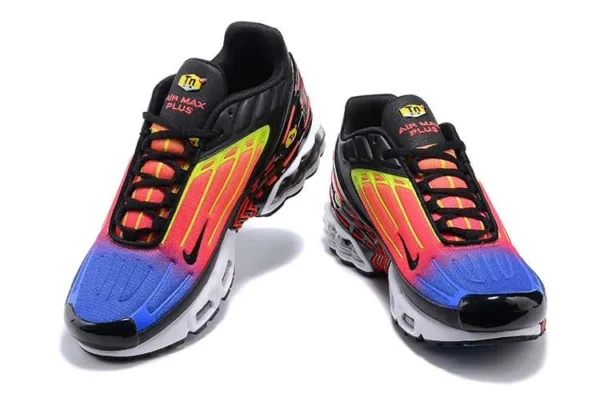 air-max-plus-tn-3-black-neon-1.webp AIR MAX PLUS TN 3 ‘BLACK NEON’