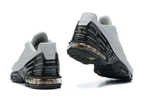 air-max-plus-tn-3-cool-grey-2.webp AIR MAX PLUS TN 3 ‘COOL GREY’