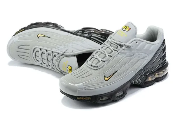 air-max-plus-tn-3-cool-grey-4.webp AIR MAX PLUS TN 3 ‘COOL GREY’