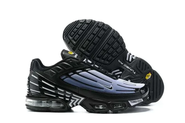 air-max-plus-tn-3-fade-cloud-1.webp AIR MAX PLUS TN 3 ‘FADE CLOUD’