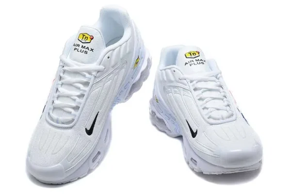 air-max-plus-tn-3-quadruple-swoosh-1.webp AIR MAX PLUS TN 3 ‘QUADRUPLE SWOOSH’