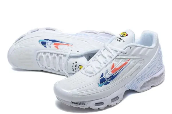 air-max-plus-tn-3-quadruple-swoosh-3.webp AIR MAX PLUS TN 3 ‘QUADRUPLE SWOOSH’