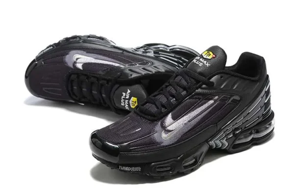 air-max-plus-tn-3-stencil-swoosh-black-1.webp AIR MAX PLUS TN 3 ‘STENCIL SWOOSH BLACK’