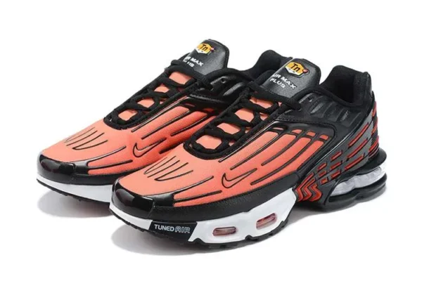 air-max-plus-tn-3-tiger-black-2.webp AIR MAX PLUS TN 3 ‘TIGER BLACK’