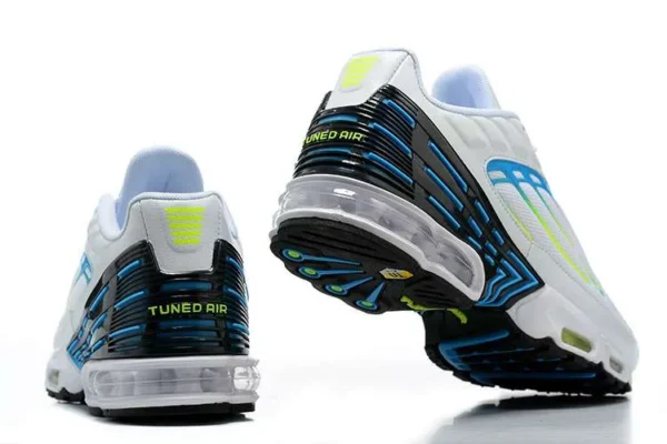 air-max-plus-tn-3-white-blue-green-2.webp AIR MAX PLUS TN 3 ‘WHITE BLUE GREEN’