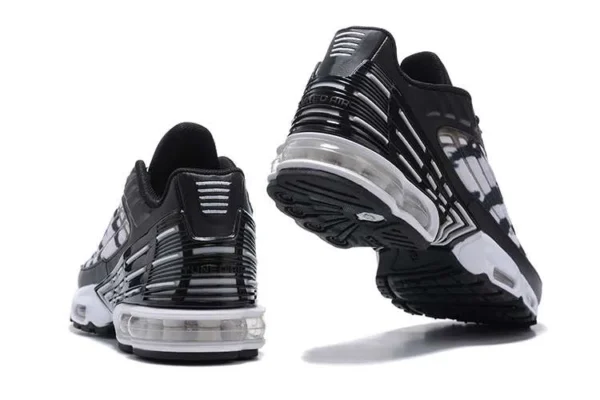 air-max-plus-tn-3-zebra-2.webp AIR MAX PLUS TN 3 ‘ZEBRA’