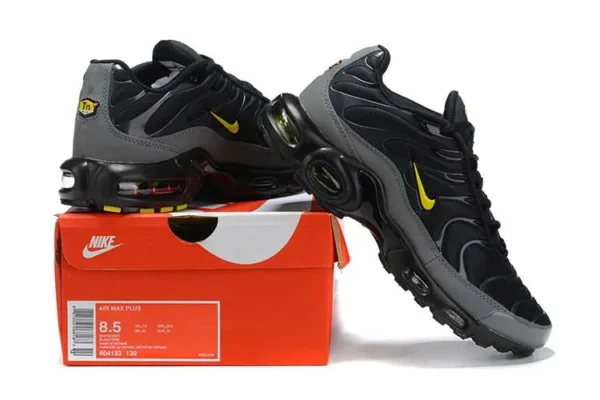 air-max-plus-tn-batman-3.webp AIR MAX PLUS TN ‘BATMAN’