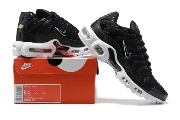 air-max-plus-tn-black-white-1.webp AIR MAX PLUS TN ‘BLACK WHITE’