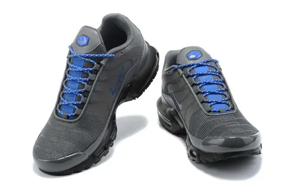 air-max-plus-tn-grey-reflective-3.webp AIR MAX PLUS TN ‘GREY REFLECTIVE’