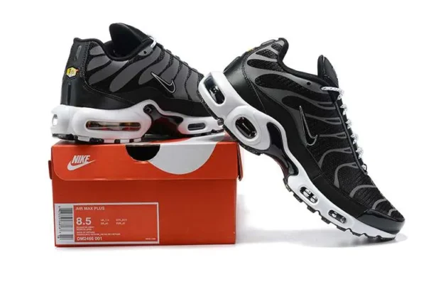 air-max-plus-tn-grind-dark-grey-1.webp AIR MAX PLUS TN ‘GRIND DARK GREY’