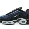 air-max-plus-tn-half-blue-black.webp AIR MAX PLUS TN ‘HALF BLUE BLACK’