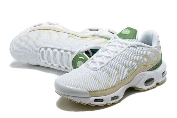 air-max-plus-tn-light-bone-honydew-alligator-2.webp AIR MAX PLUS TN ‘LIGHT BONE HONYDEW ALLIGATOR’