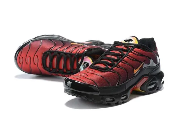 air-max-plus-tn-magma-pack-2.webp AIR MAX PLUS TN ‘MAGMA PACK’