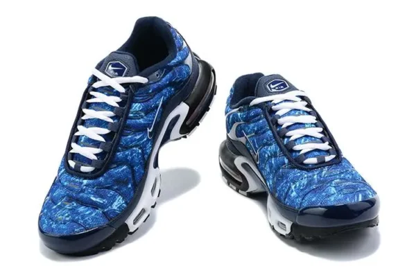 air-max-plus-tn-midnight-navy-white-1.webp AIR MAX PLUS TN ‘MIDNIGHT NAVY WHITE’