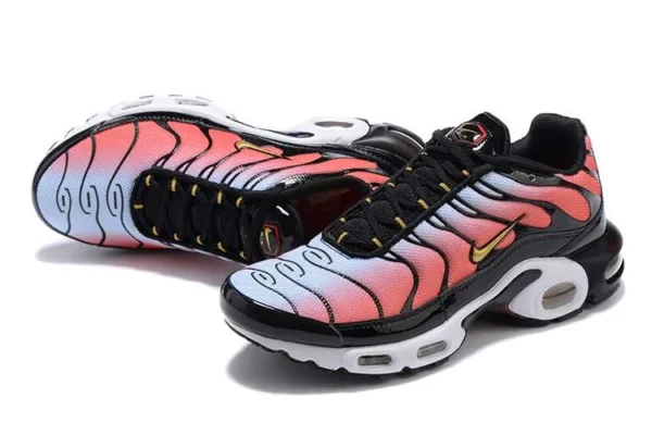 AIR MAX PLUS TN ‘SISTERHOOD’