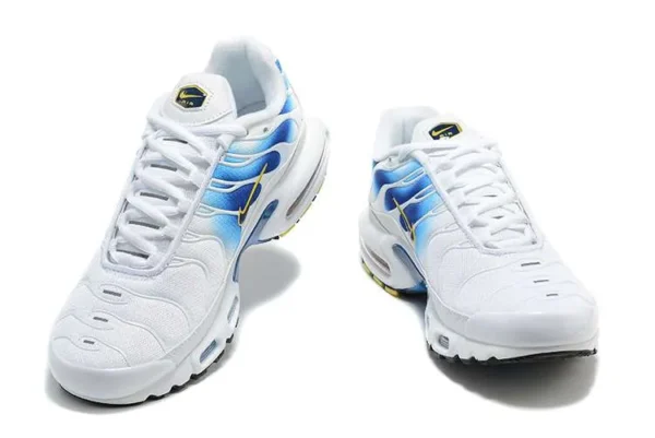 air-max-plus-tn-spray-paint-swoosh-5.webp AIR MAX PLUS TN ‘SPRAY PAINT SWOOSH’