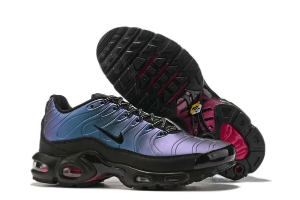 air-max-plus-tn-throwback-future-1.webp AIR MAX PLUS TN ‘THROWBACK FUTURE’