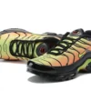 air-max-plus-tn-volt-solar-red-2.webp AIR MAX PLUS TN ‘VOLT SOLAR RED’