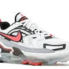 air-vapormax-evo-summit-white-bright-crimson-1.webp AIR VAPORMAX EVO ‘SUMMIT WHITE BRIGHT CRIMSON’