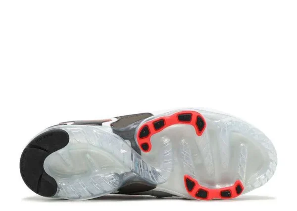 air-vapormax-evo-summit-white-bright-crimson-3.webp AIR VAPORMAX EVO ‘SUMMIT WHITE BRIGHT CRIMSON’