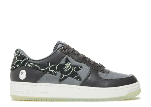 bapesta-text-code-camo-charcoal.webp BAPESTA ‘TEXT CODE CAMO CHARCOAL’